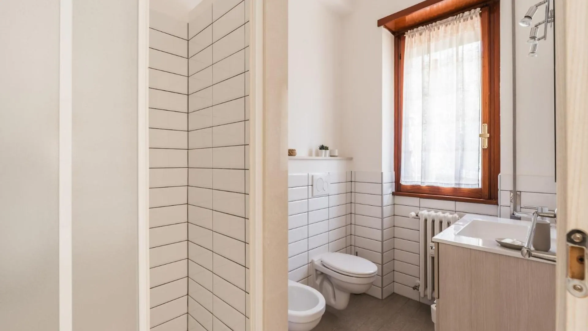 The Best Rent - Spacious Flat A Stone'S Throw From The Vatican 0*, Rome Italy